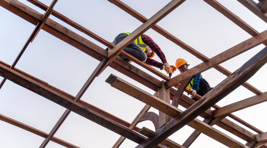 Professional gutter cleaning services in Bates City, MO